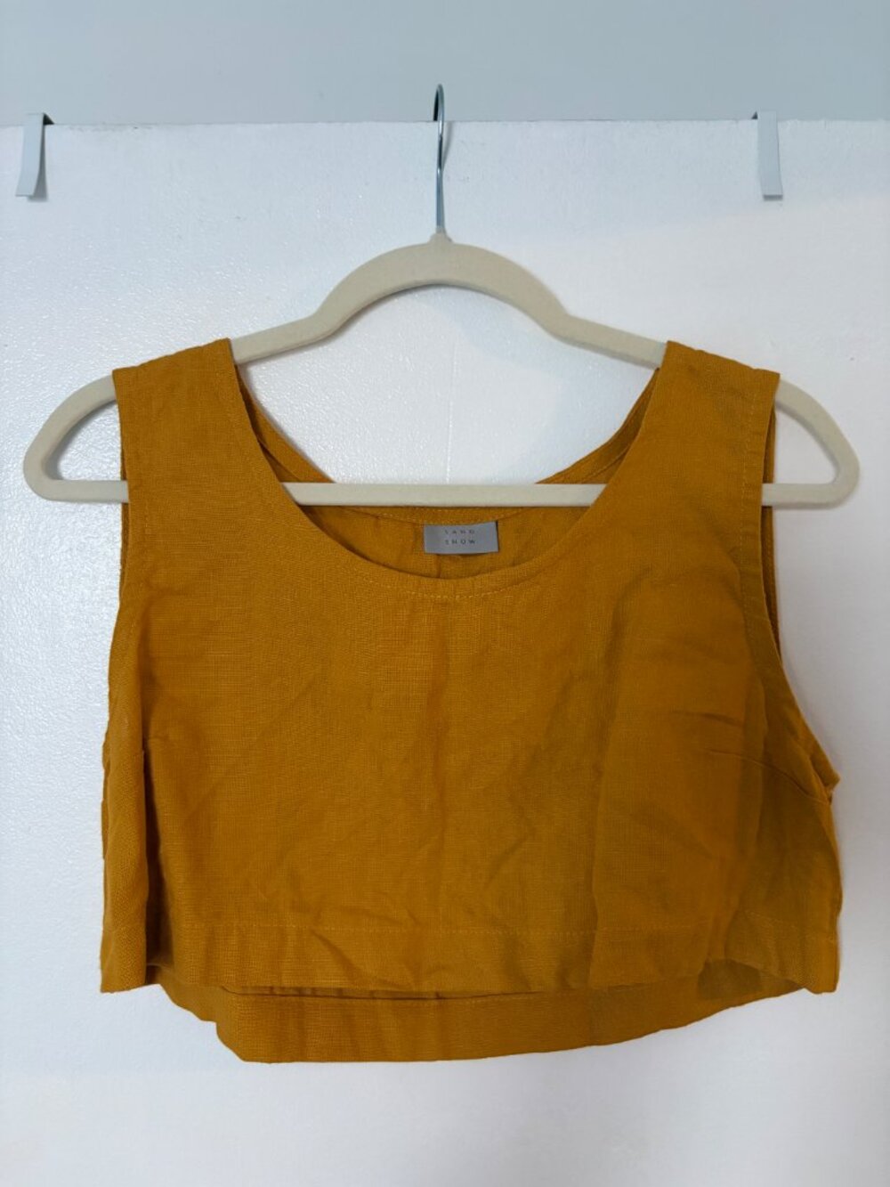 Sand Snow Linen Short Linen Crop Top in Mustard, size small